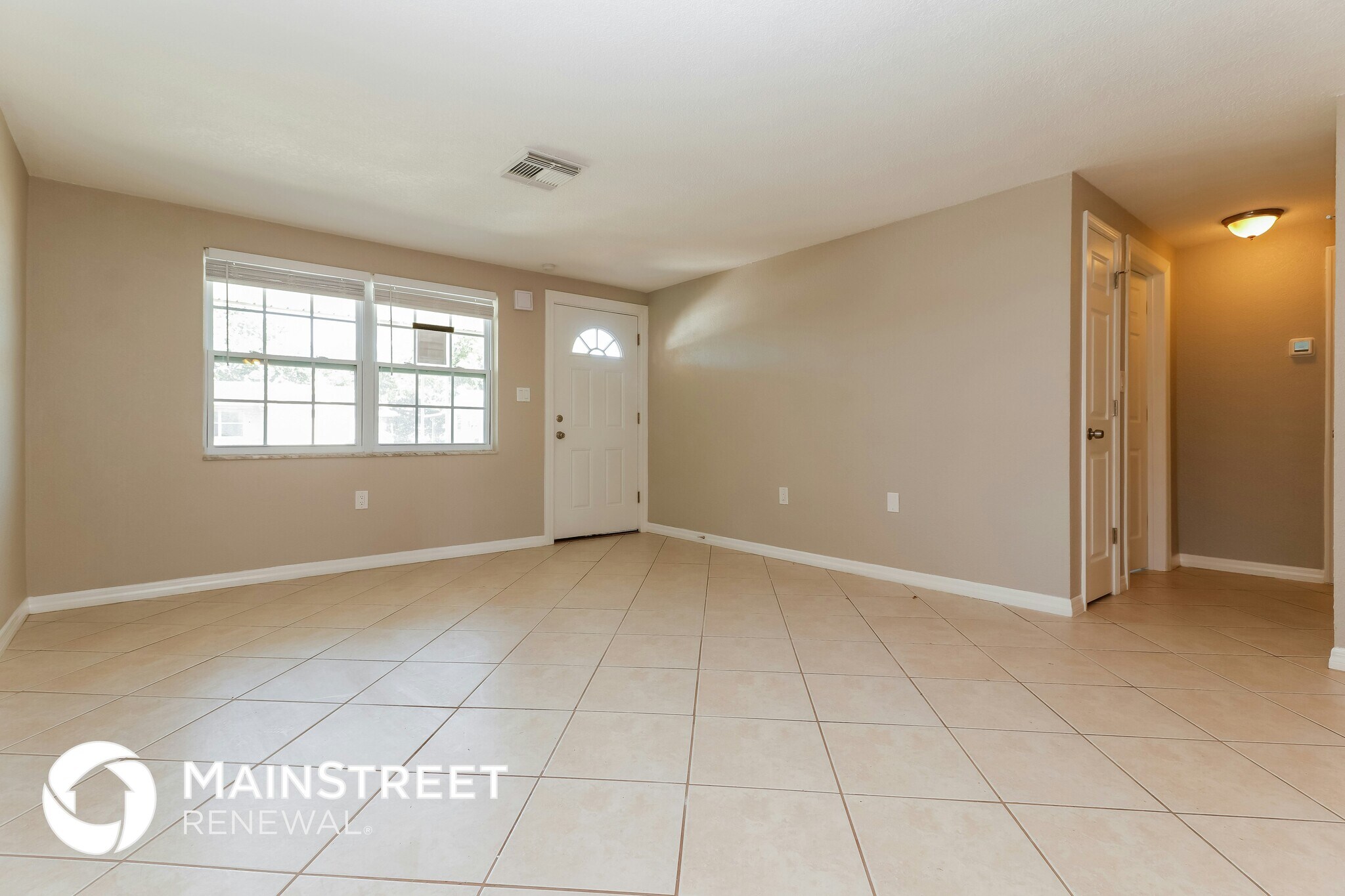 Building Photo - 3208 Primrose Dr