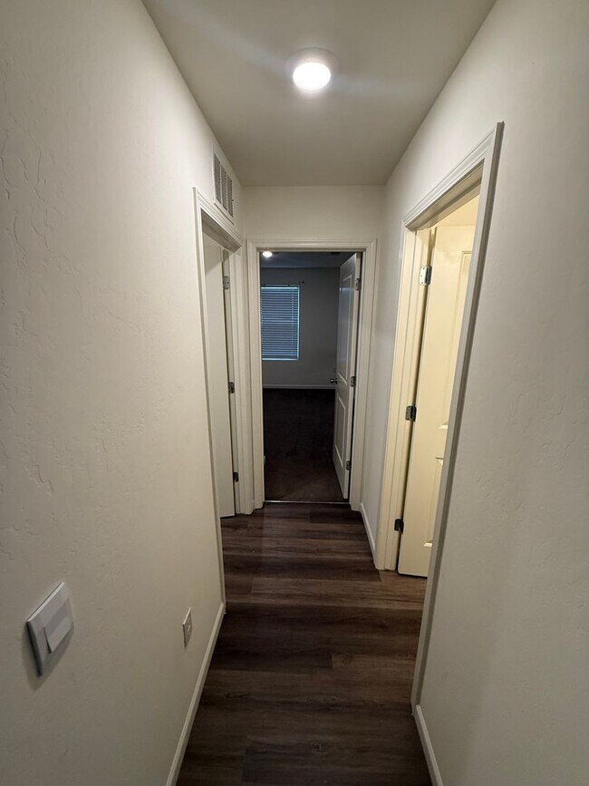 Building Photo - Beautiful 4BD/3BA Single-Family Home Solar, Battery Backup & Move-In Ready