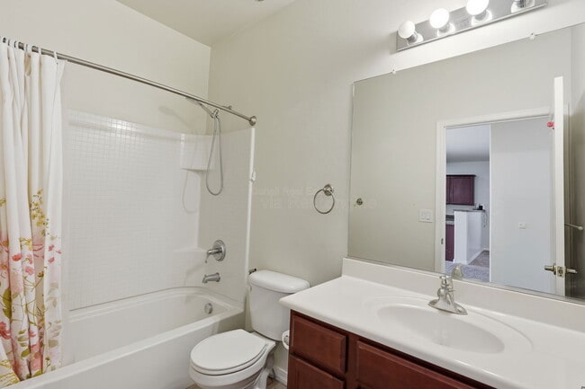 Building Photo - 6737 S Cut Bow Dr