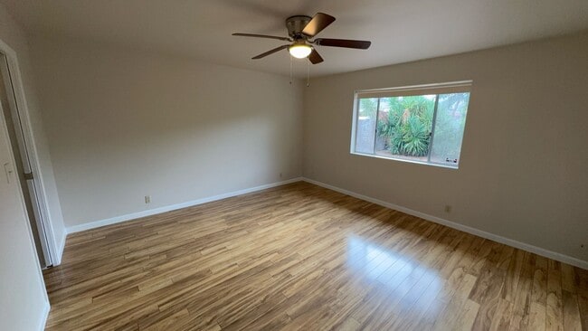 Building Photo - 2 Bed 2 Bath home In Sunland Village 55+