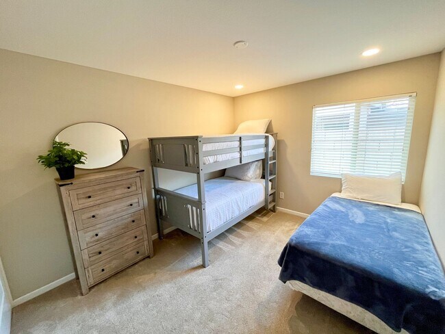 Building Photo - Long Term - Pristine 3 Bedroom Family Home @ Terra Lago in Indio