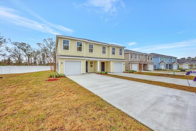 Building Photo - 45081 Red Brick Dr