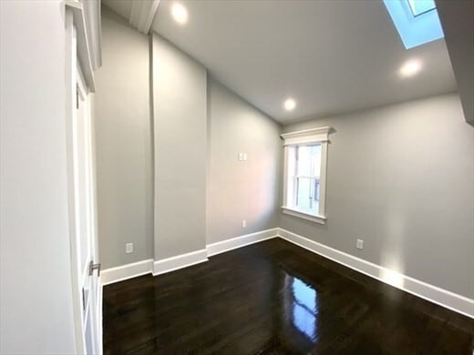 Building Photo - 209 Green St