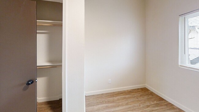 Building Photo - Newly Remodeled 4-Bedroom Home in Del Rey, CA