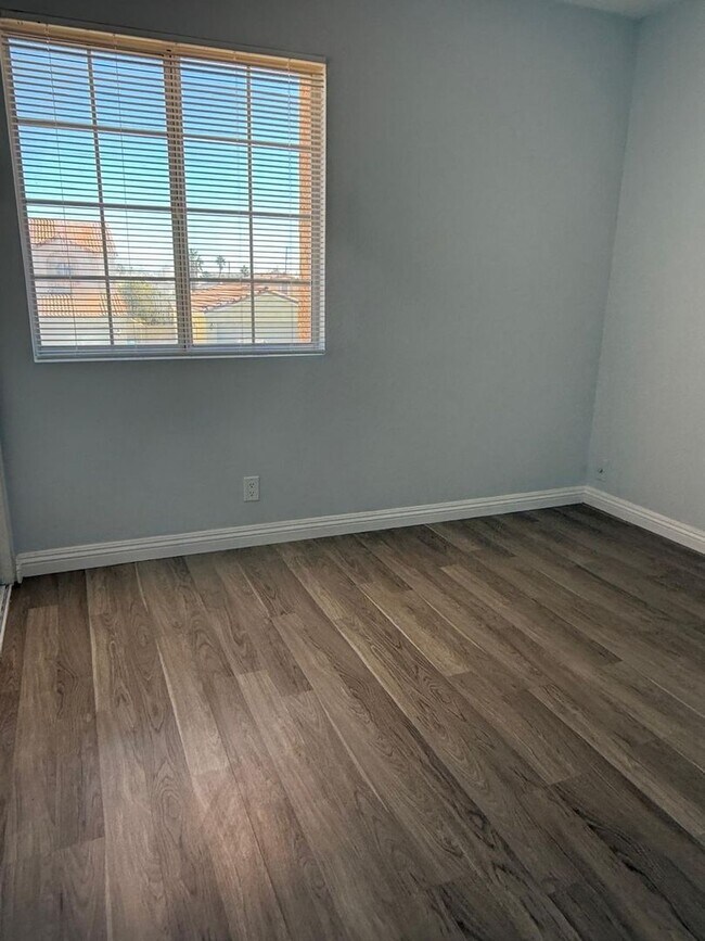 Building Photo - Charming 4BR House in Las Vegas