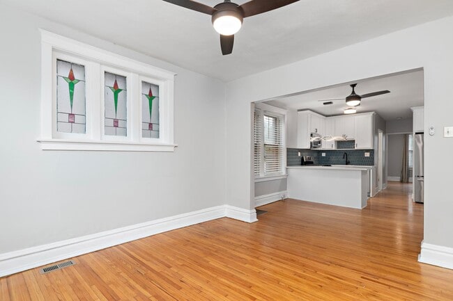 Building Photo - 4333 Forest Park Ave