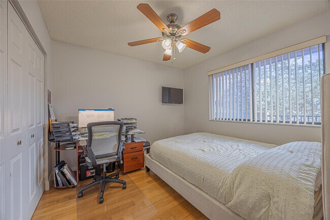 Building Photo - 9541 SW 1st Ct