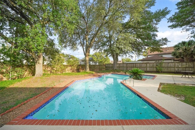 Primary Photo - 11804 Westmere Dr