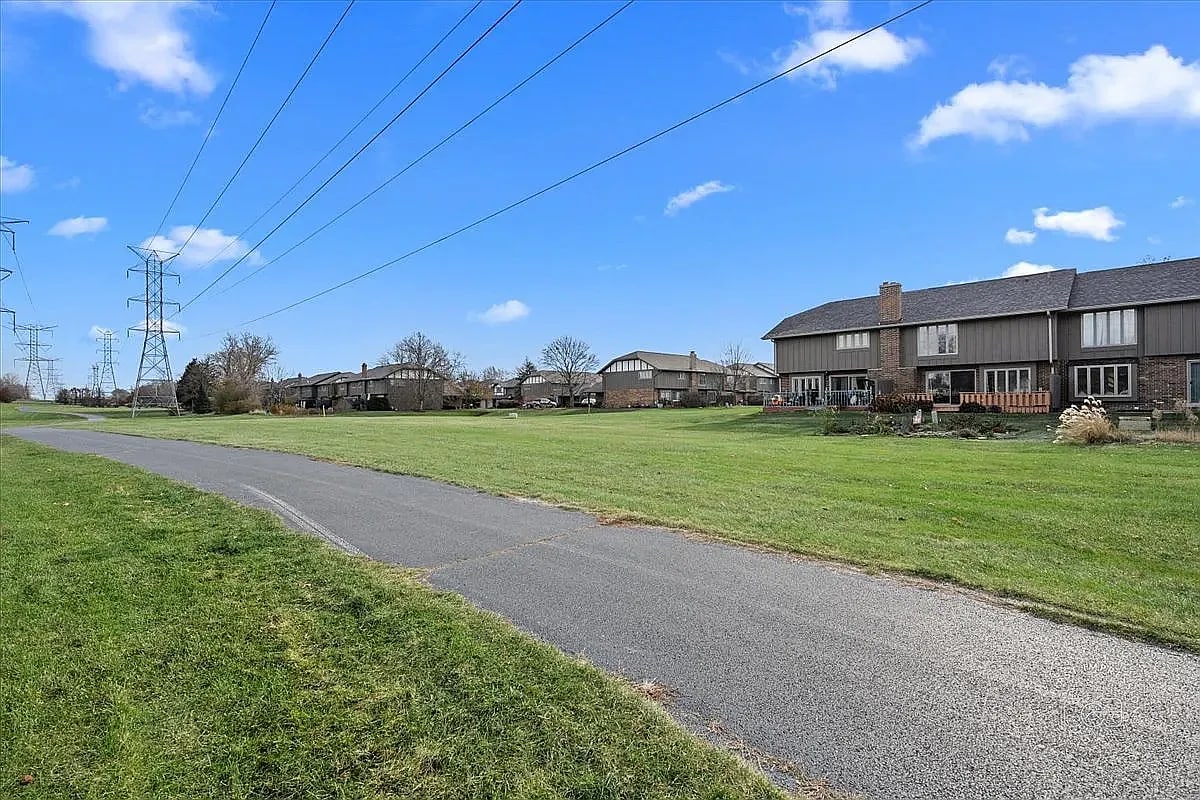 Walking Path in the Back of the Building - 8306 Berkhansted Ct