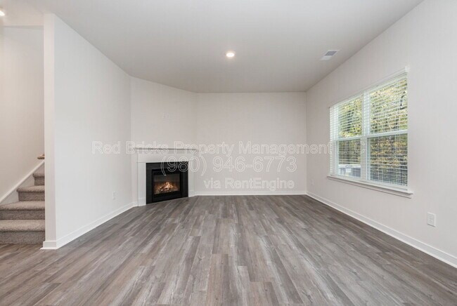 Building Photo - 5250 Reedy Rdg Rd