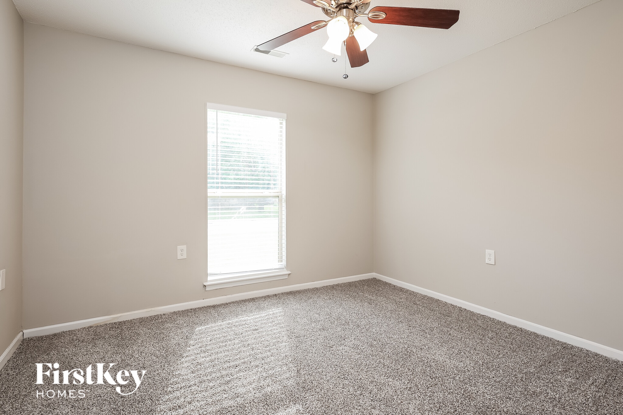 Building Photo - 304 Pembrook St