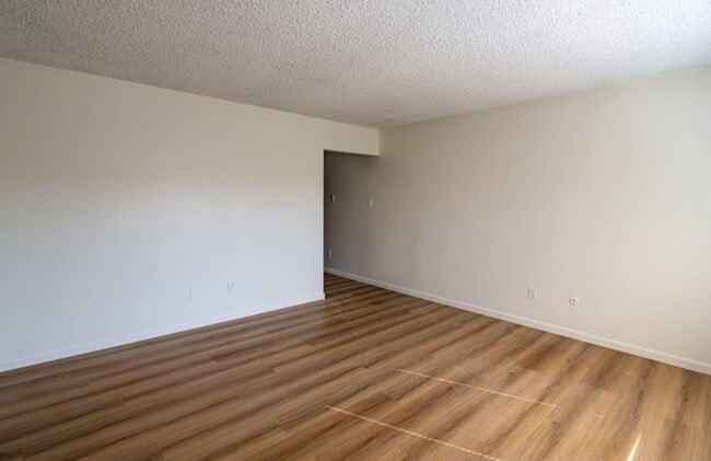 Building Photo - 2608 Ashe Rd