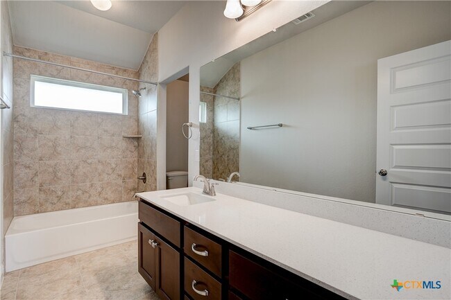 Building Photo - 130 Hidden Branch Cv