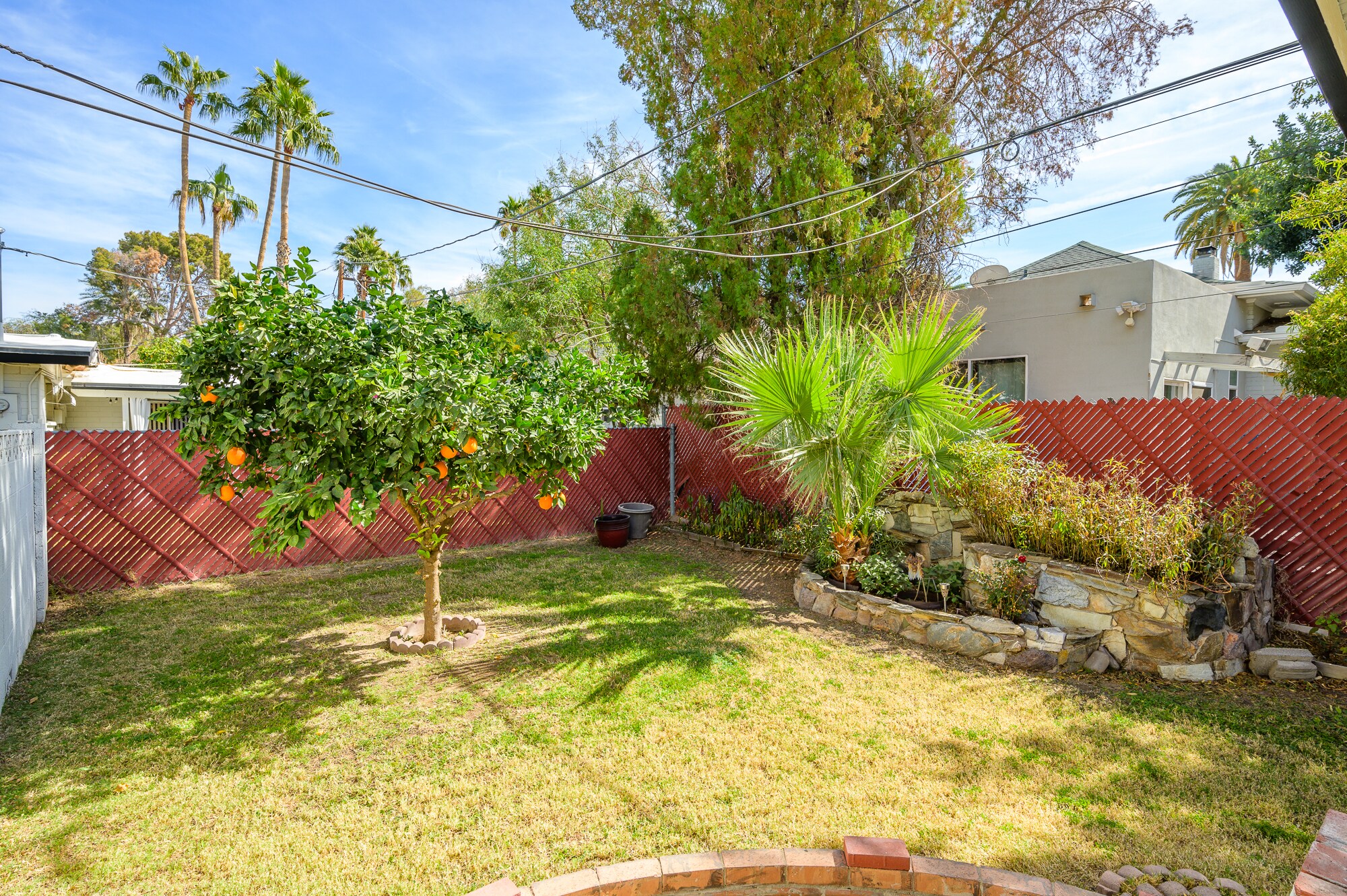 Private Back Yard 2 - 1809 E Colter St