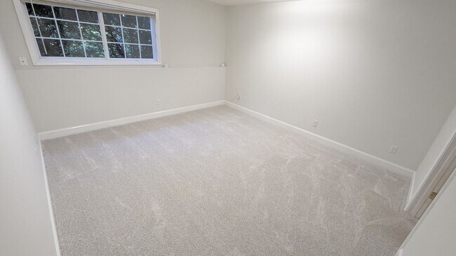 Building Photo - Stylish, Move-In-Ready Home with Designer ...