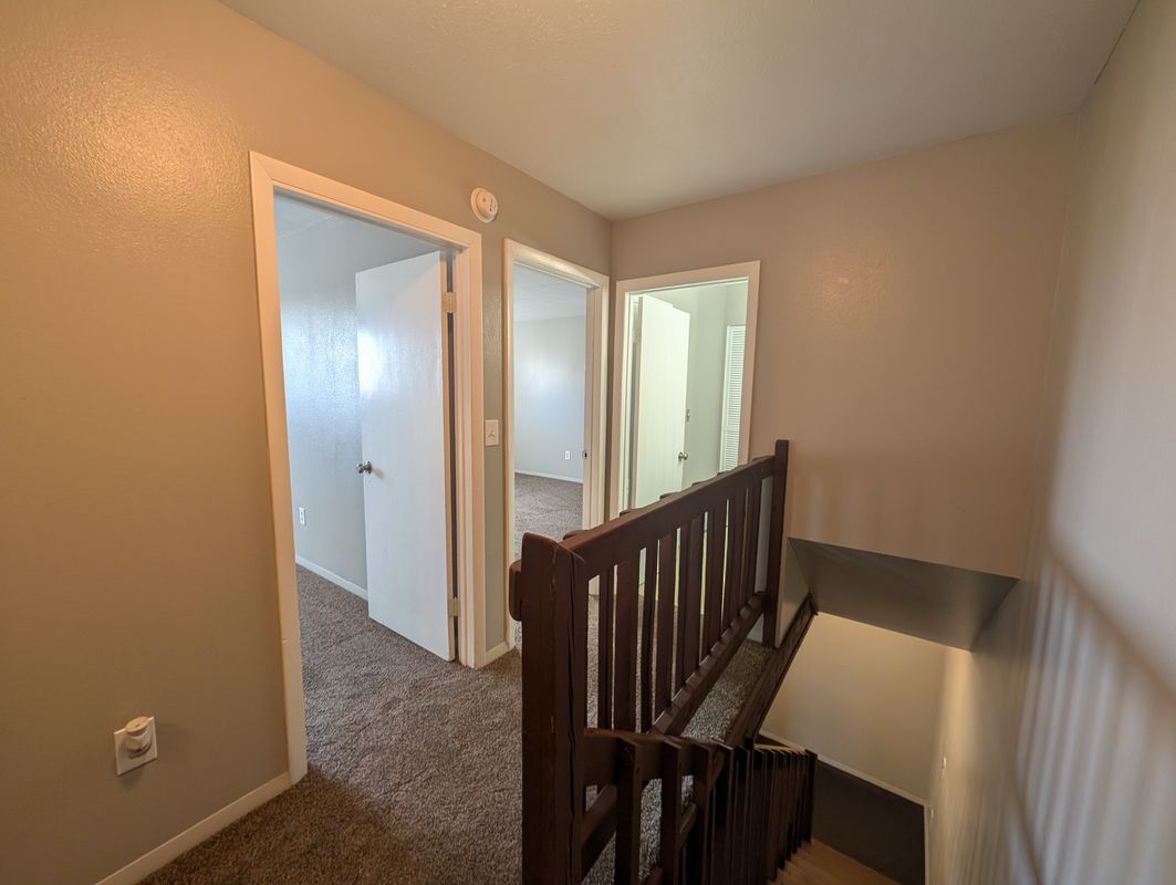 Building Photo - 9533 W Alameda Ave