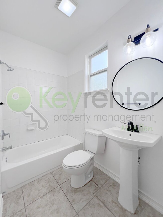 Building Photo - Beatutiful 5Bed/3Bath in Mcallen TX Now Av...