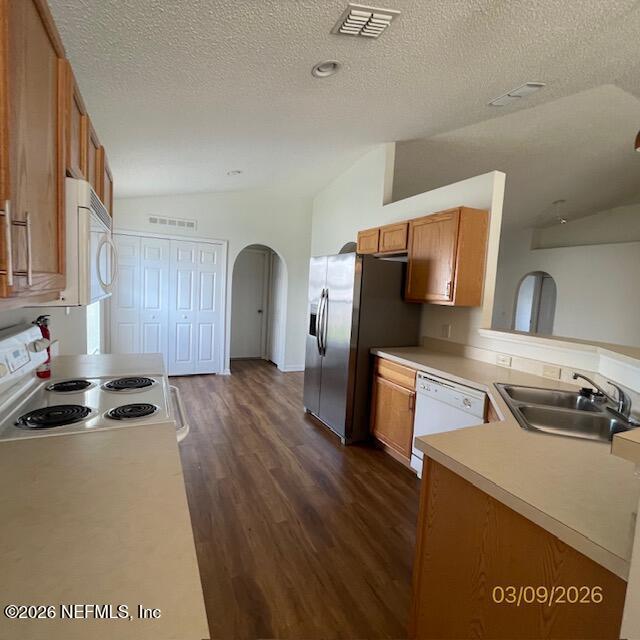 Building Photo - 424 Islamorada Dr S