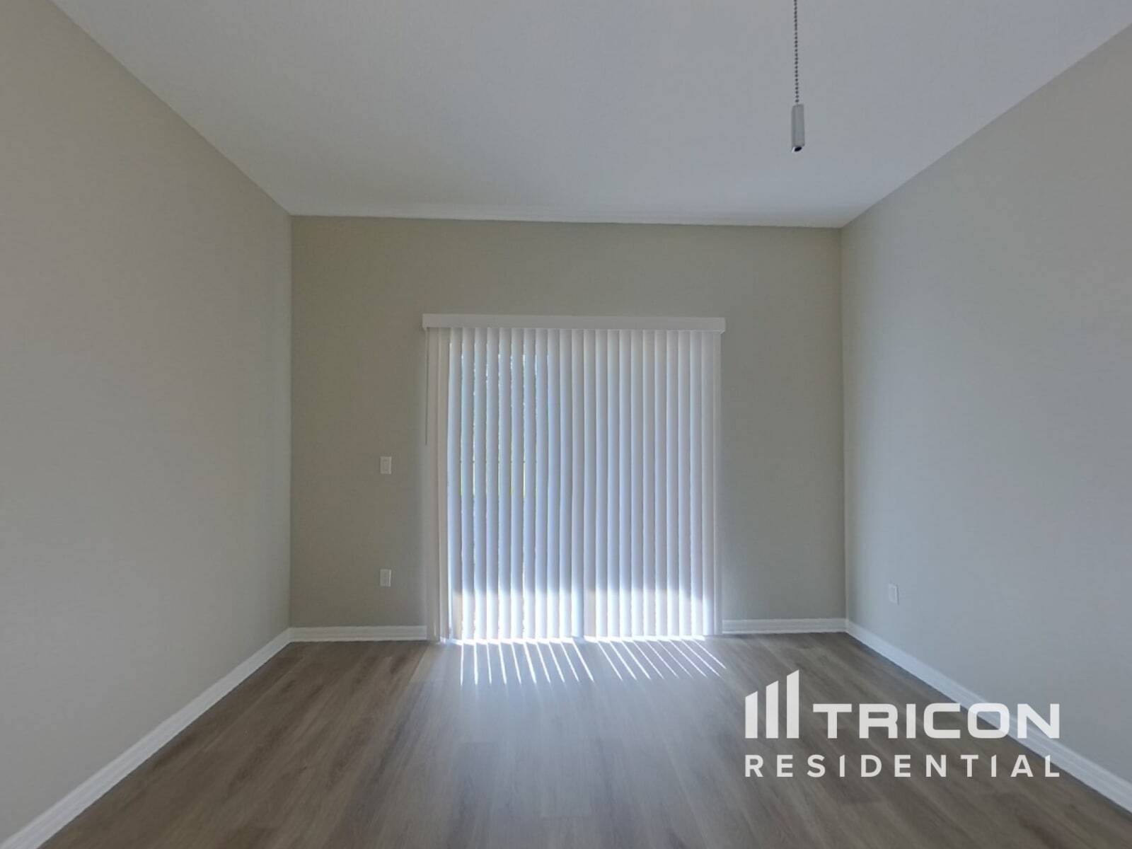Building Photo - 1421 Emerald Hill Way