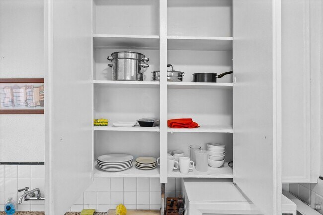 Building Photo - 2509 Whitney St