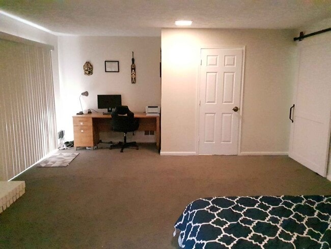 Building Photo - 6579 Zoysia Ct