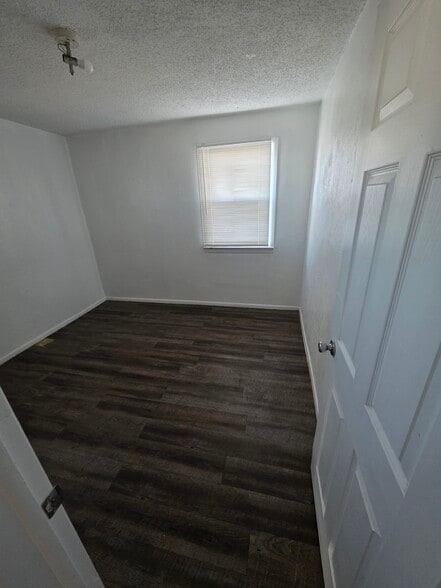 Building Photo - 711 Santa Clara Ave