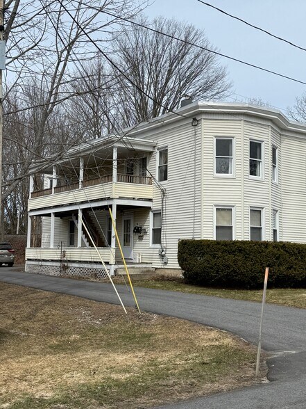 Building Photo - 48 Wakefield Ave