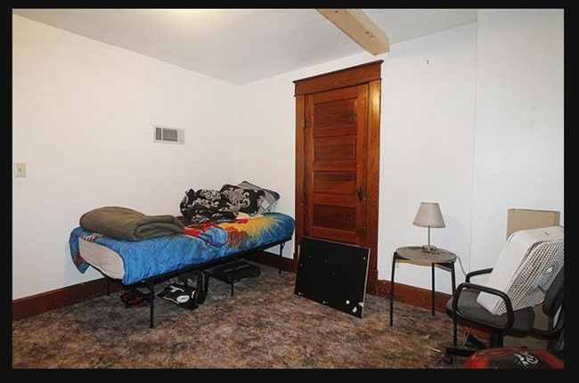 Building Photo - 136 Unit A (Lower)