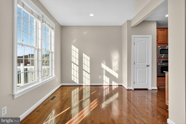 Building Photo - 21285 Park Grove Terrace