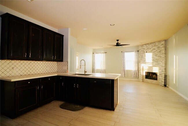 Building Photo - 4339 S Vineyard Mdw Ln