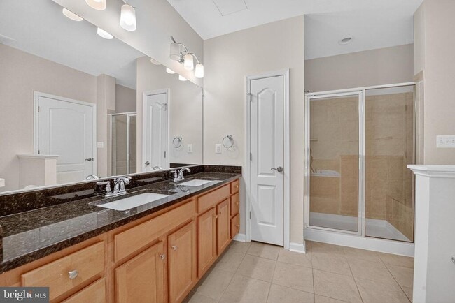 Building Photo - 44063 Vaira Terrace