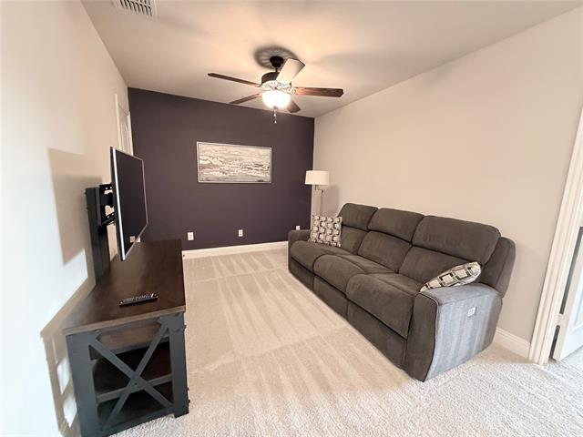 Building Photo - 305 Tottenham Ct