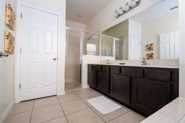 Building Photo - 2625 Santosh Cove