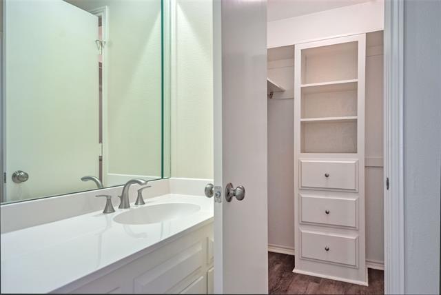 Building Photo - 7328 Authon Dr