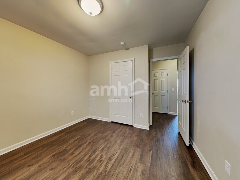 Building Photo - 3702 Tuxford Ln