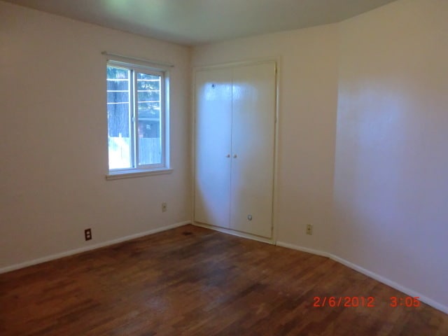 Building Photo - Rent Ready --- Pending approved tenant
