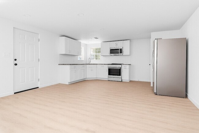 Building Photo - 16016 Green Manor Dr