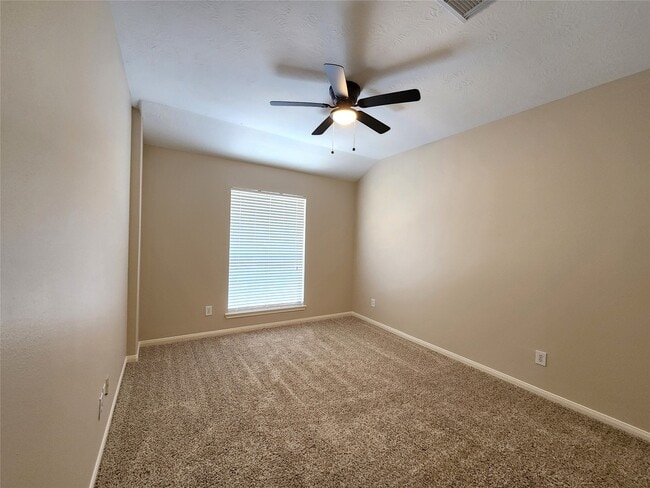 Building Photo - 1408 S Friendswood Dr