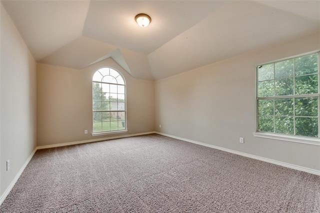 Building Photo - 1213 Vistawood Dr