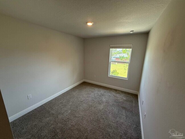 Building Photo - 9052 Golden Eye Dr