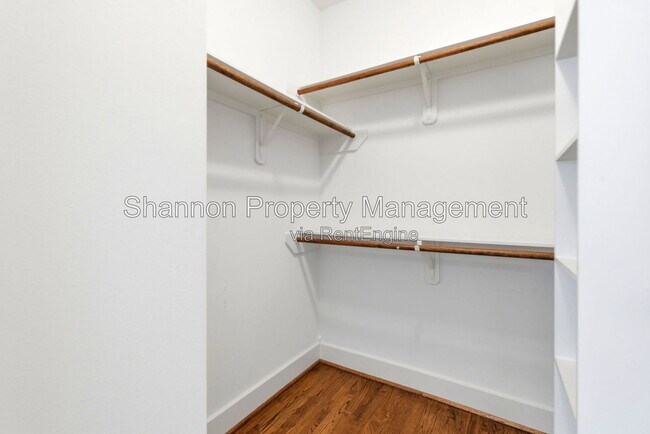 Building Photo - 1531 Dorothy St
