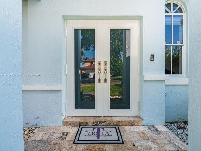 Building Photo - 16332 SW 83rd Ln