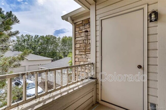 Building Photo - 9448 E Florida Ave