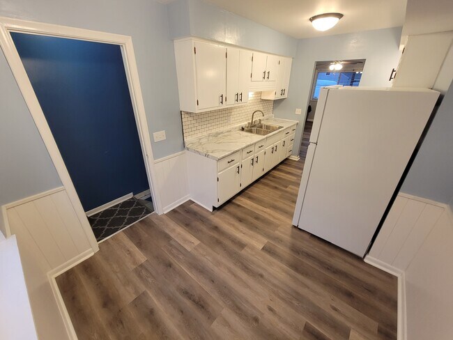 Building Photo - 5034 Ora St