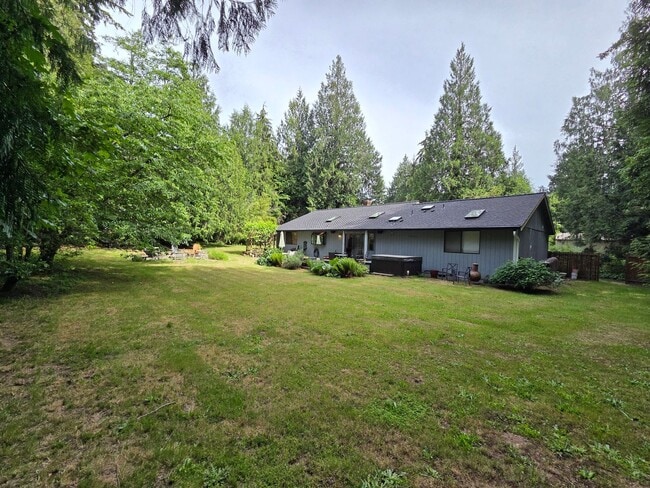 Building Photo - Tucked Away in Gig Harbor - 3 Bedroom + Bonus & Huge Yard. Available Now!