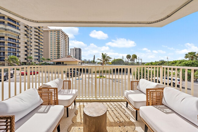 Building Photo - 5480 N Ocean Dr