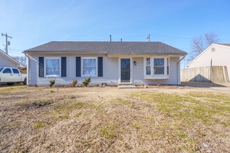 Building Photo - 3820 Rudy Martin Dr