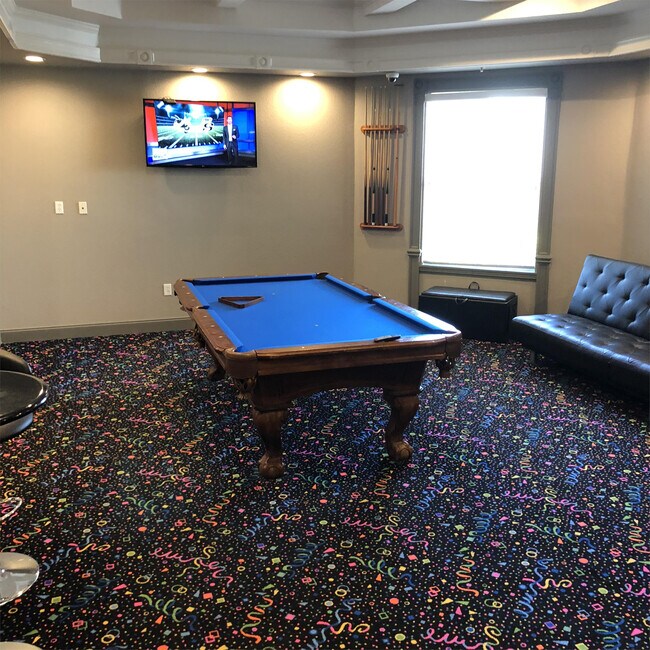 Building Photo - 1300 Eastern Pecan Pl