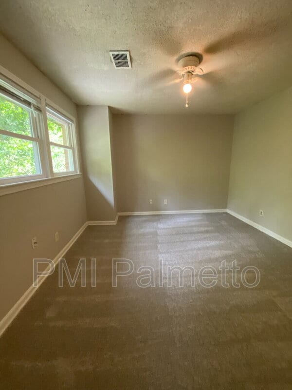Building Photo - 3411 Brookwood Ct