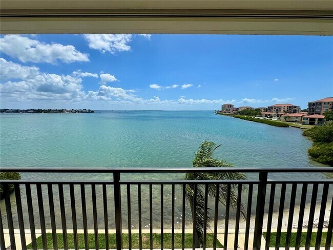 Building Photo - 5700 Escondida Blvd S